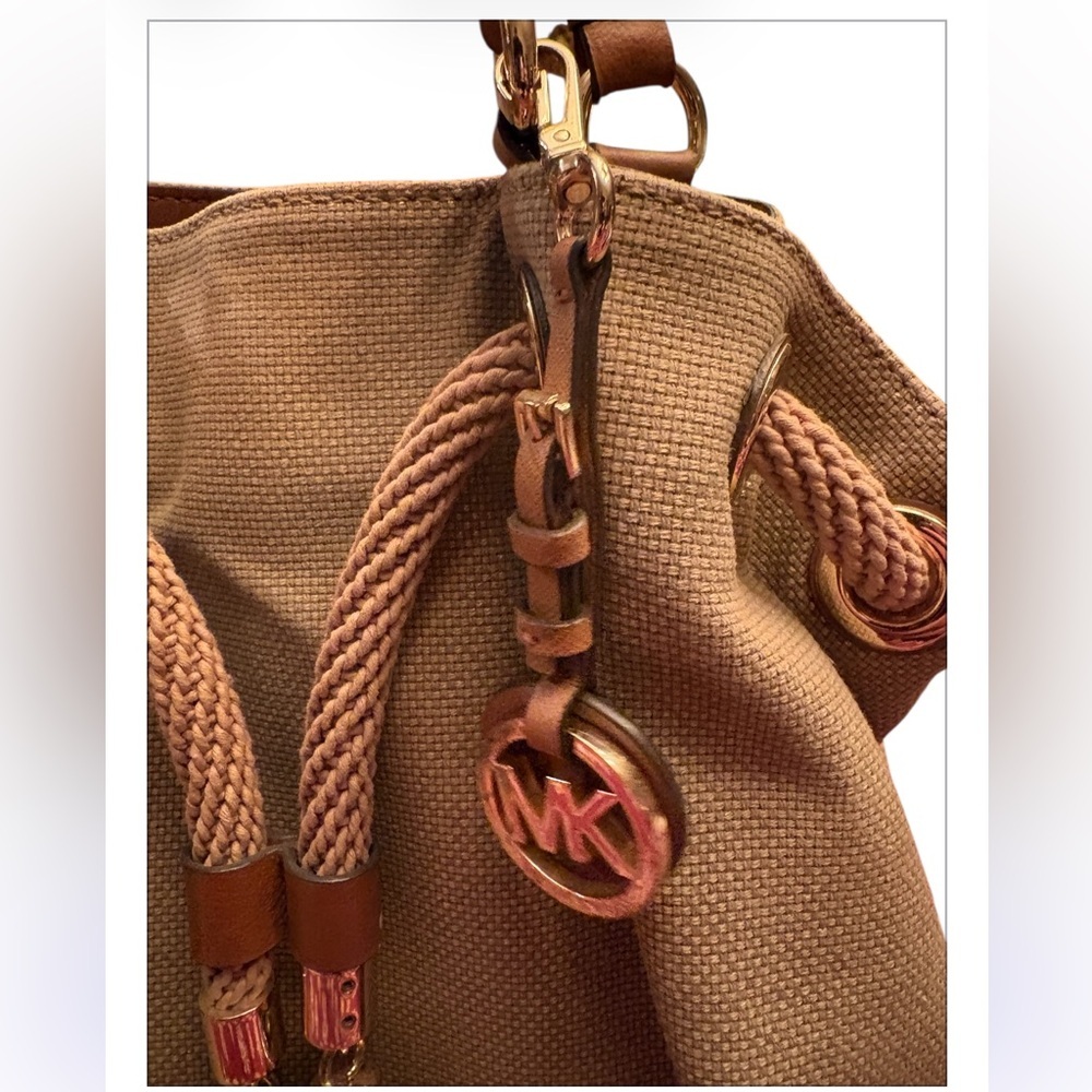 MICHAEL KORS Marina Metallic Gold Canvas w. Leather Trims Tassels Shoulder Bag - Picture 3 of 9